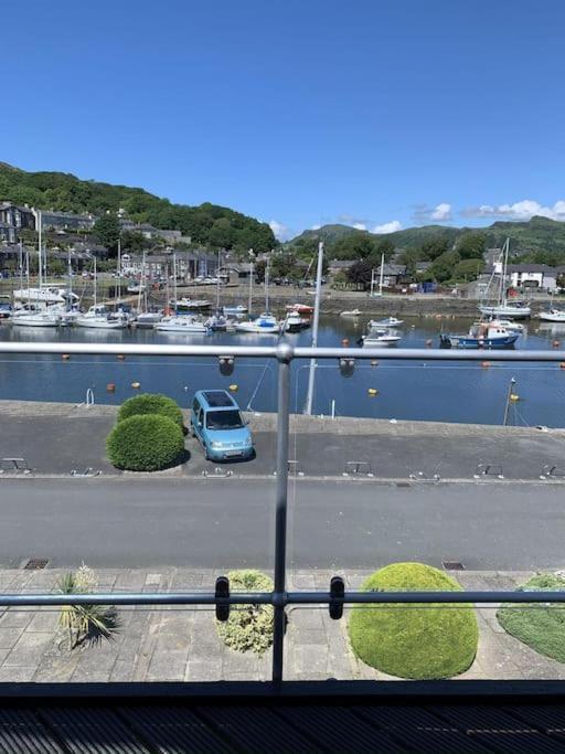 Harbour Haven: Spectacular Views Apartment Porthmadog Exterior foto